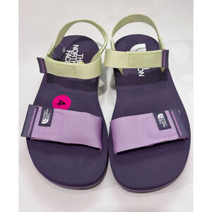 The North Face Skeena Sandals - Kids' size 4 brand new without tags